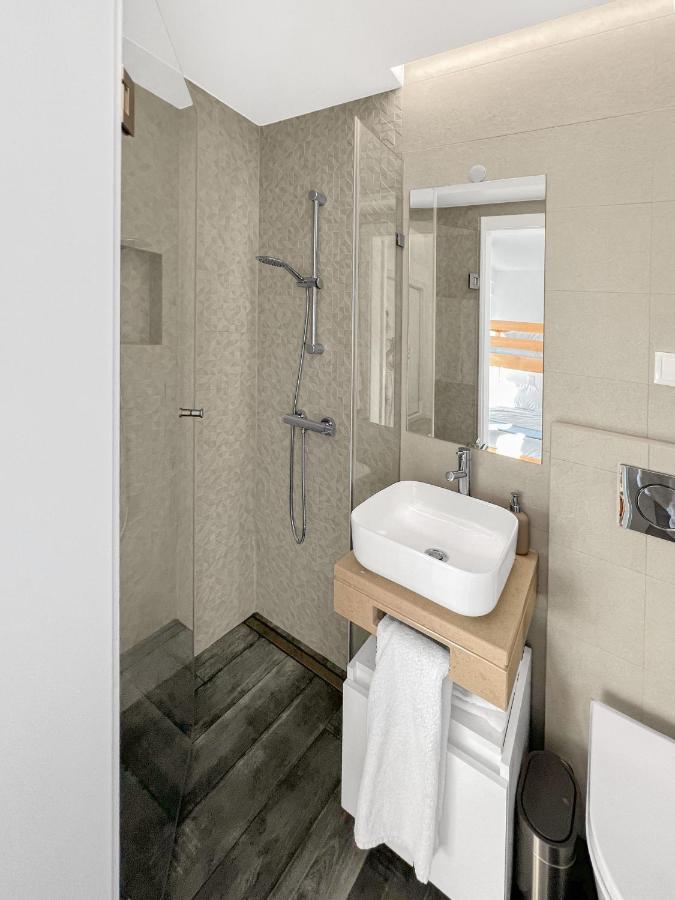 Sea Light Apartment Sesimbra. 2 Bedrooms, 6 Guests Buitenkant foto